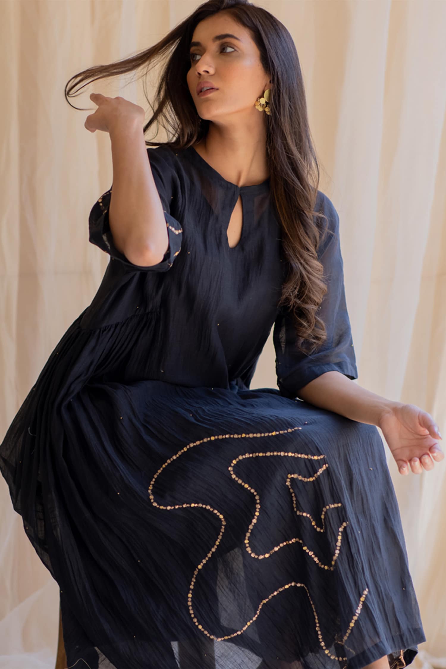Buy Nirjara Black Chanderi Silk Embroidered Kurta Set Online | Aza Fashions