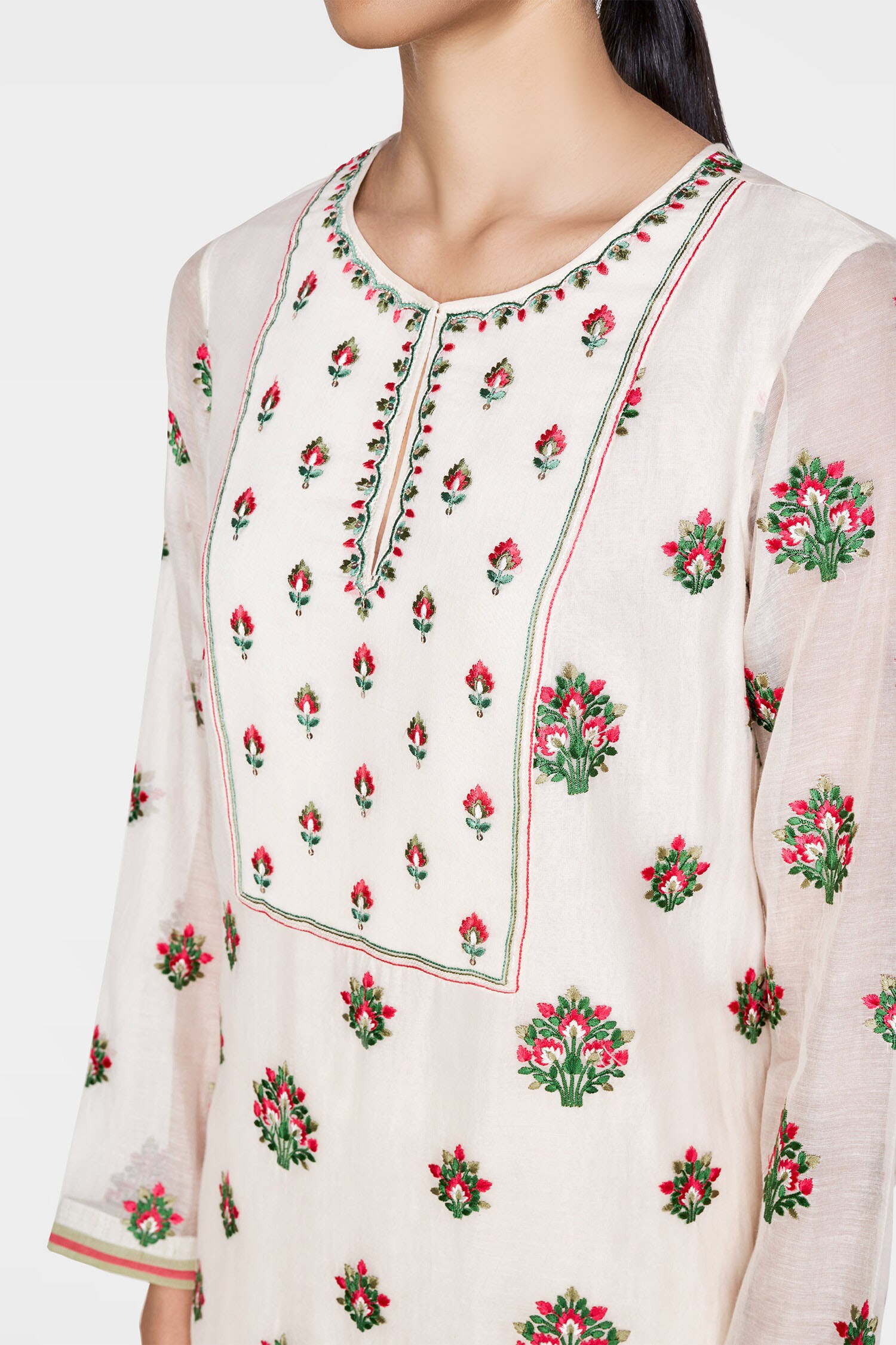 Buy Tafti Set by Anita Dongre at Aza Fashions