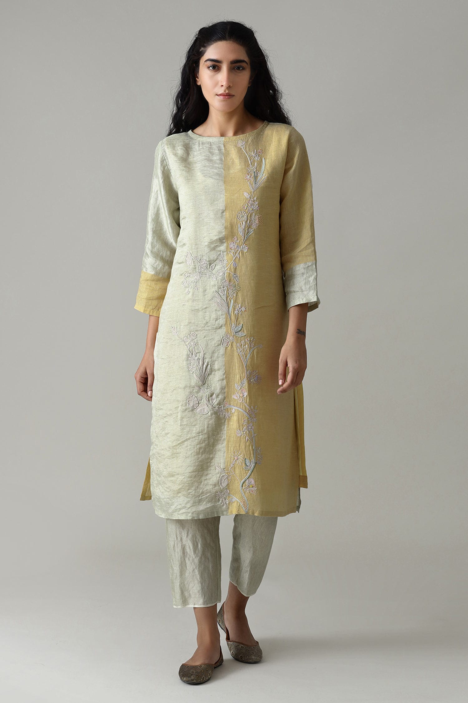 Buy Manan Metallic Linen Kurta Set Online | Aza Fashions