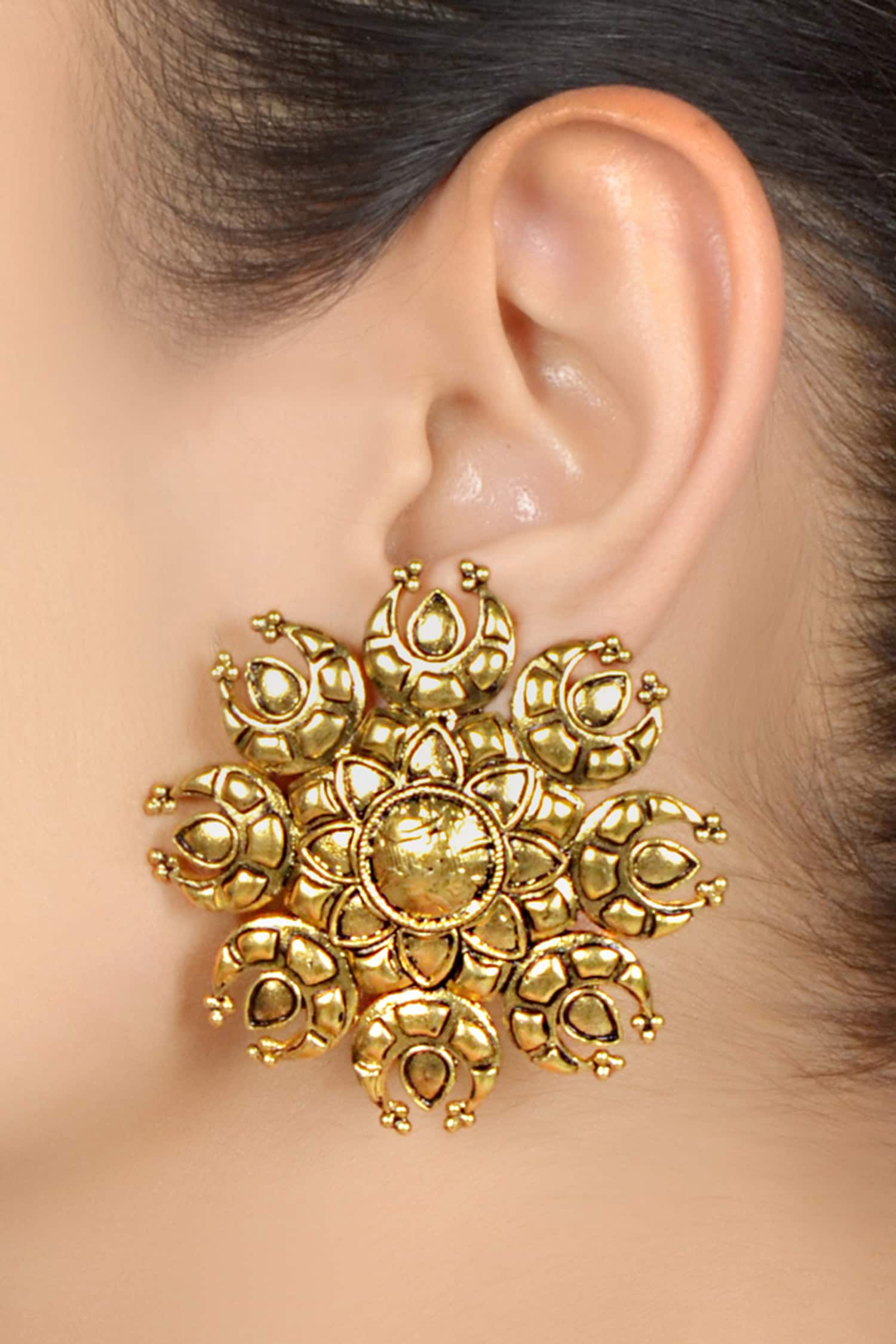 Share more than 256 traditional wedding gold earrings super hot