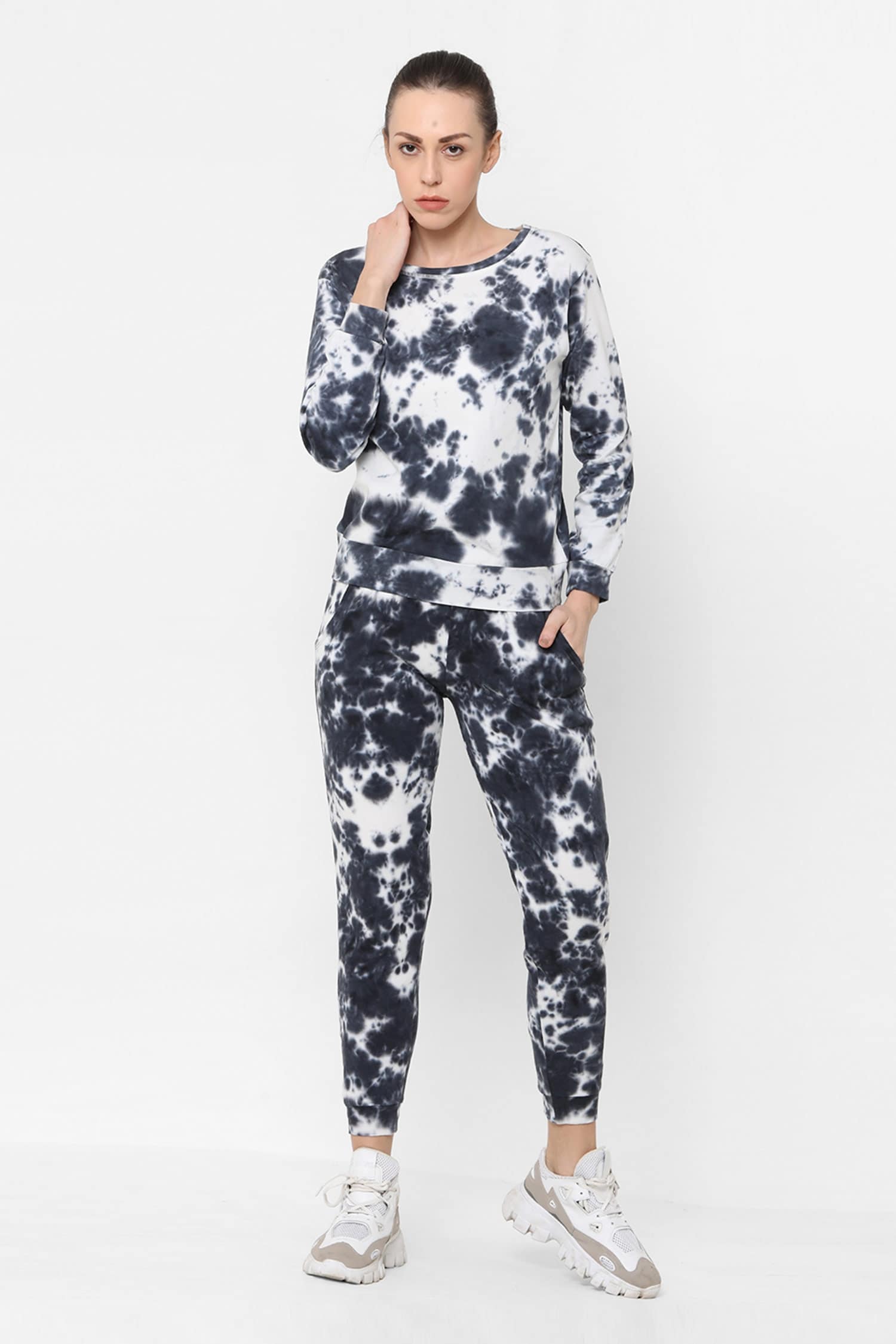 Buy White Cotton Round Tie And Dye Joggers Set For Women by Tuna London -  {Tuna Active} Online at Aza Fashions.