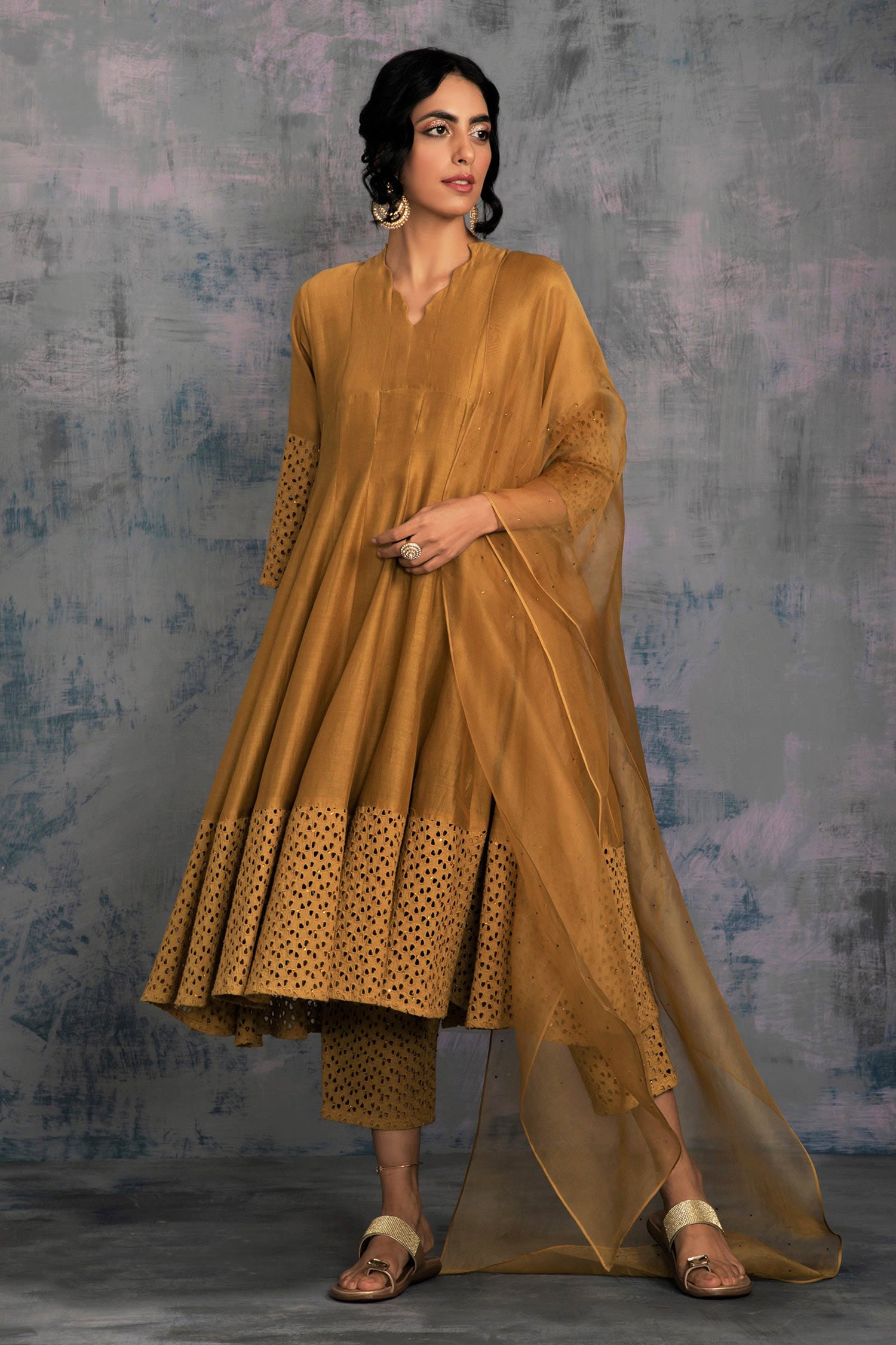 Buy Gold Kurta: Chanderi Embroidery V Neck Anarkali Set For Women by ...