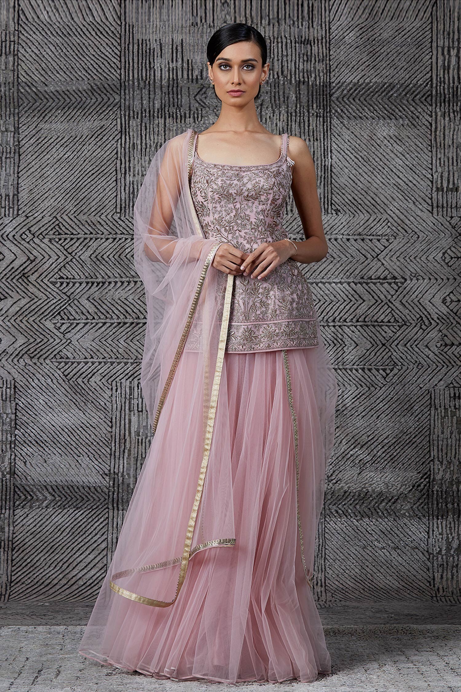 long kurti aur gharara
