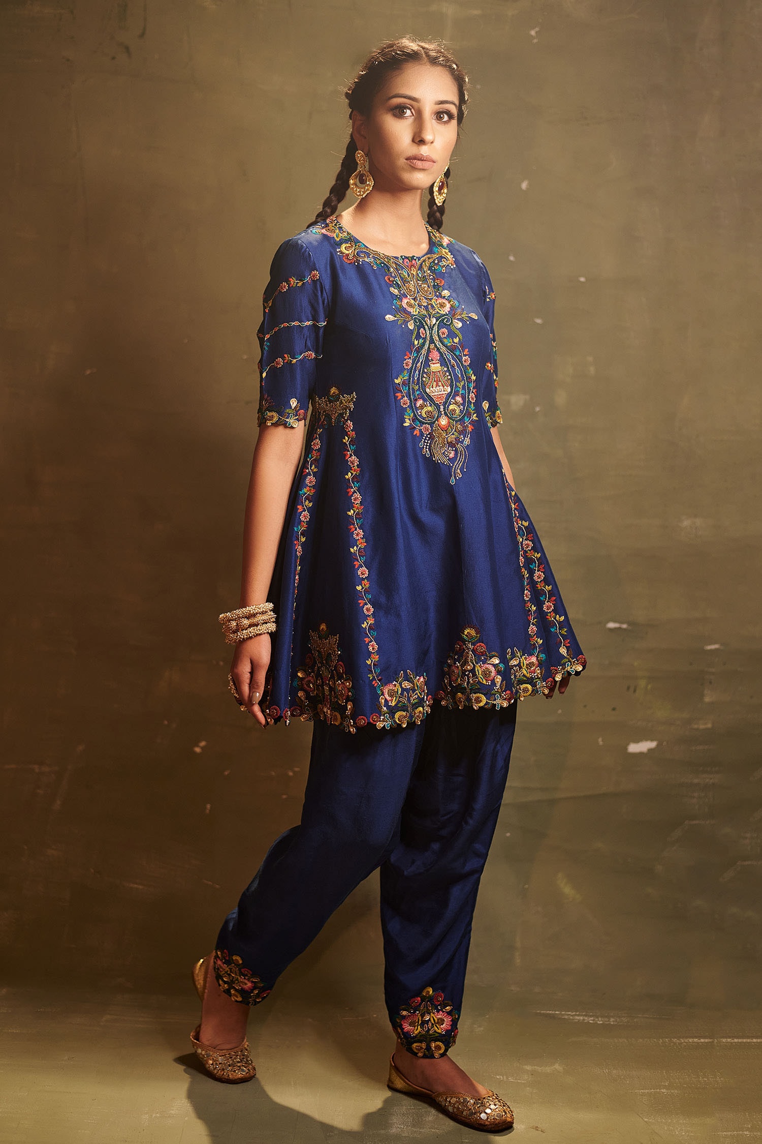 Buy Blue Dupion Silk Embroidery Round Kurta And Dhoti Pant For Women by ...
