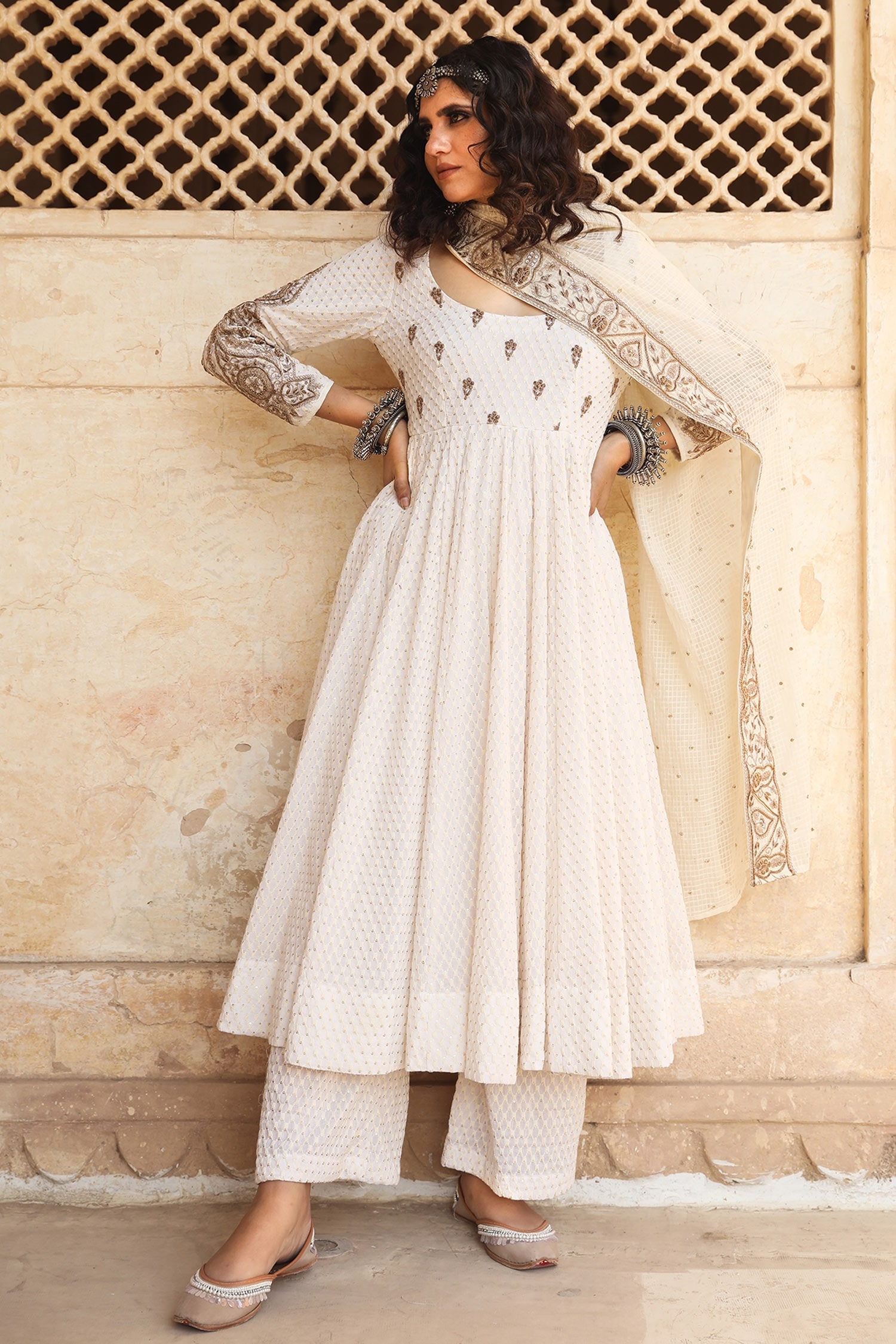 White Anarkali suit #Georgette Suit #white #anarkali #design #holi  #silverjewelry #celebritystyle #india… | White anarkali, Dress indian  style, White anarkali suits